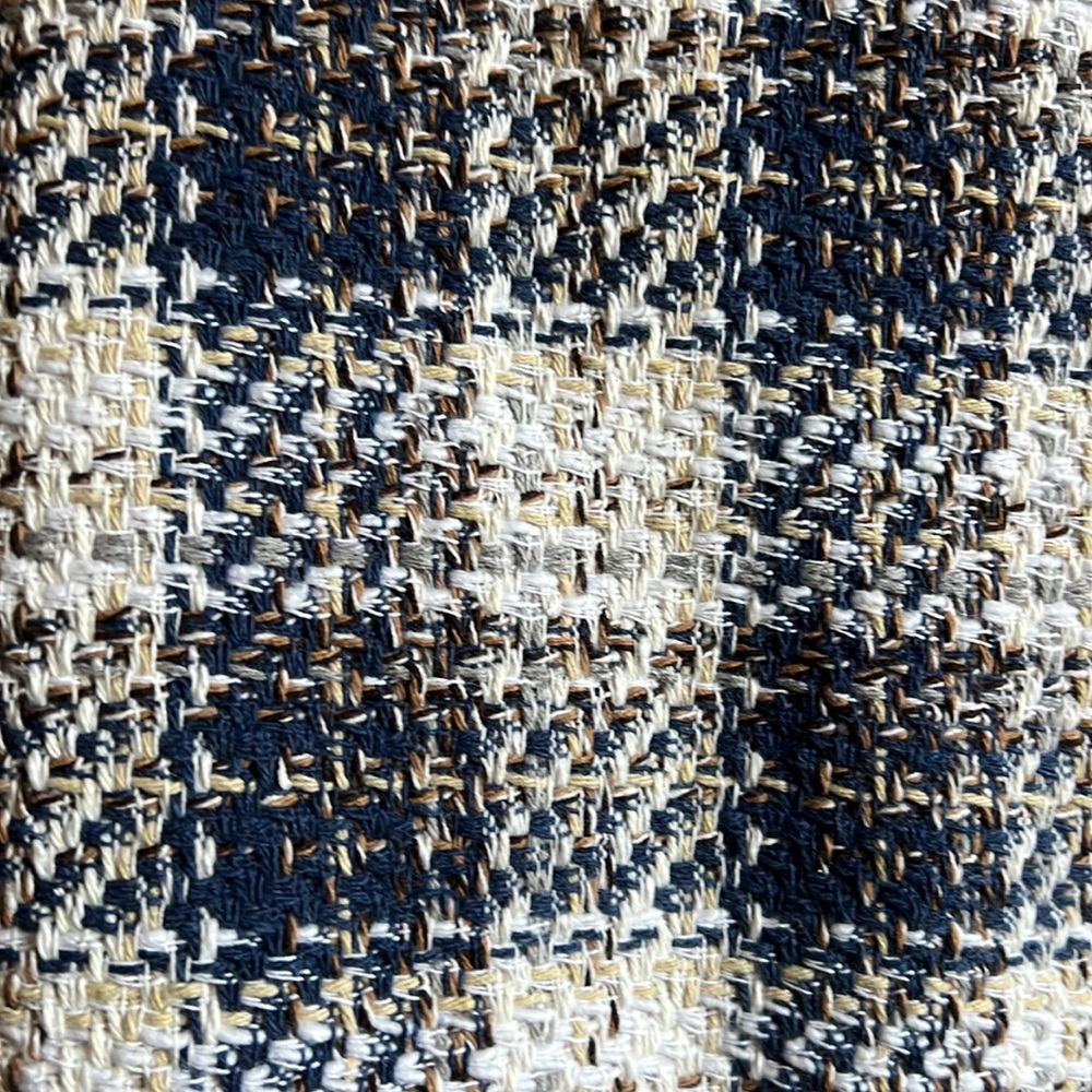 BOUCLE Jacket - Picture 7 of 10